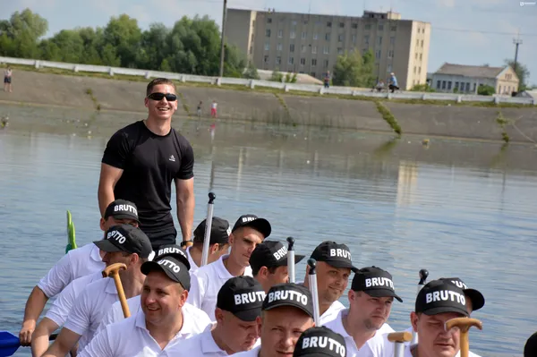 Учасники не забували жартувати один над одним