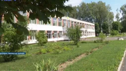 Батьки учнів ліцею в селі на Волині б'ють на сполох через укриття-довгобуд (відео)