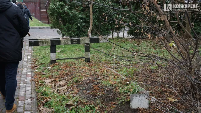 Доля дитячої залізниці: лучани з експертами дослідили локацію (фото)