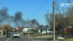 У Луцьку – пожежа, над містом – величезні хмари диму (фото)
