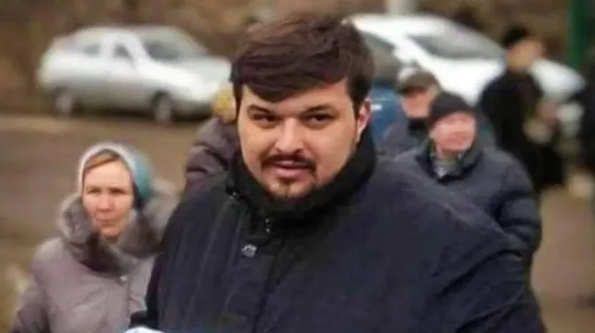 Міг втекти з України: попа УПЦ «МП», який побив військового у Хмельницькому, оголосили у розшук (фото)