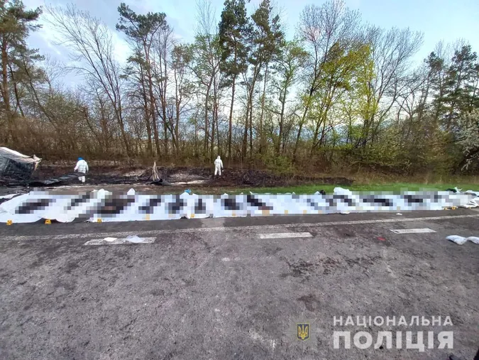 Аварія на Рівненщині: вже відомо про 26 загиблих (фото, відео)