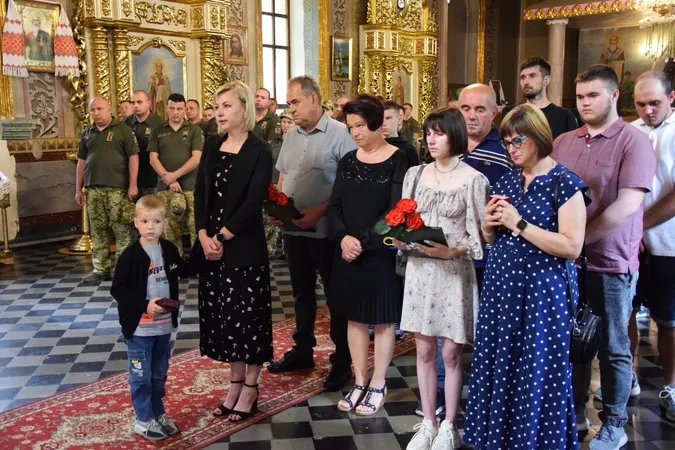 У Луцьку ордени загиблих прикордонників передали їхнім рідним (фото)