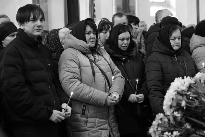 У Луцьку попрощалися з трьома захисниками –  Іваном Маркишем, Артемом Шепляковим та Олегом Піциком (фото)