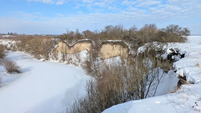 Височенний обрив та вигин річки: на Волині знайшли мальовничу панораму на Стир (фото)