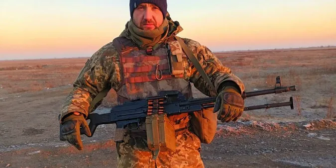 Залужний нагородив «Золотим хрестом» воїна з Волині Олександра Шеремету