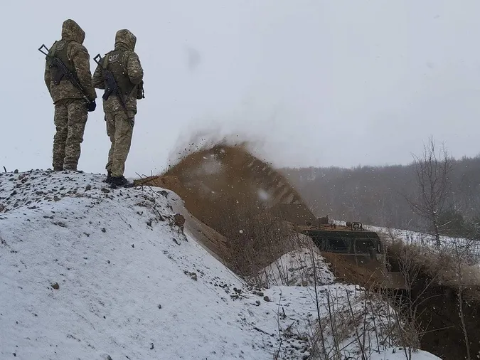 На Волині енергетики просять бійців та волонтерів узгоджувати земляні роботи