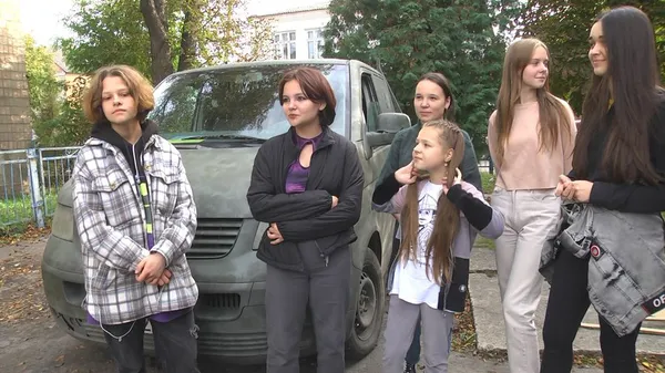У Рожищі діти за день назбирали дев'ять тисяч гривень на ремонт авто для військових (фото)