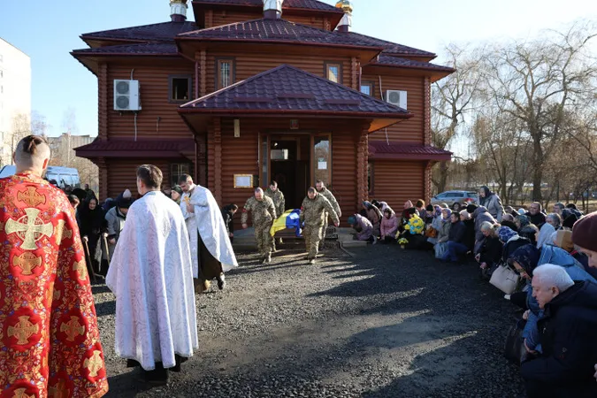 У Луцьку попрощалися із загиблим на Курщині десантником Дмитром Матвіюком (фото)