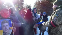 Востаннє додому: на Волині попрощалися з загиблим на Сумщині воїном Павлом Фіщуком