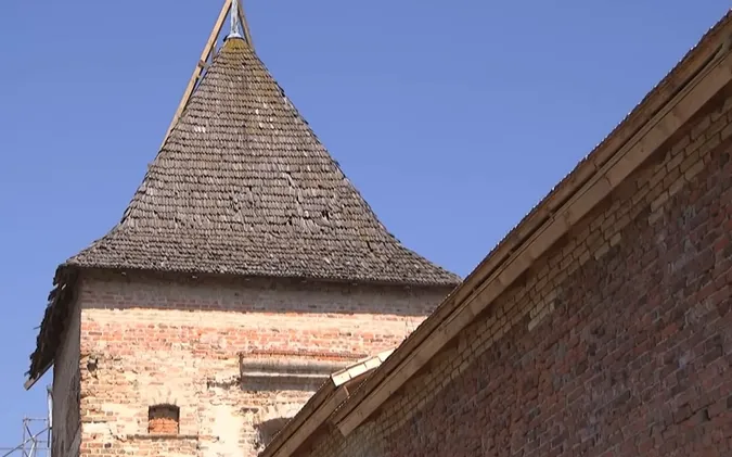 У пошуках скарбів: археологи знайшли ще одну вежу Луцького замку (відео)