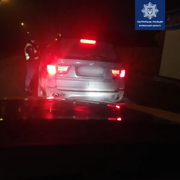 Попалися п'яними: на Волині двоє водіїв намагалися відкупитися від патрульних (фото)