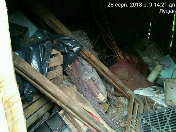 У старій частині Луцька влаштували смітник (фото) 