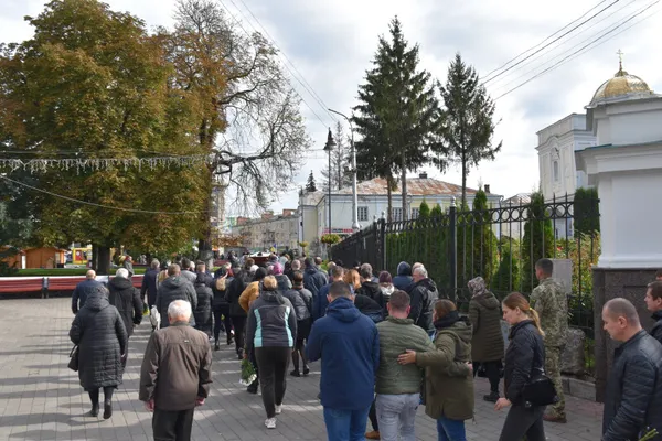 Визволяв Херсонщину: у Луцьку попрощалися із загиблим Віталієм Пшитюком