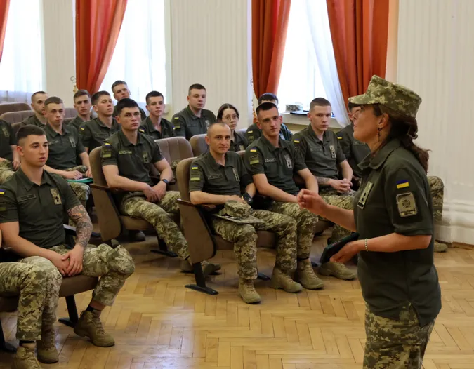 На Волині до служби стали молоді офіцери-прикордонники (фото)