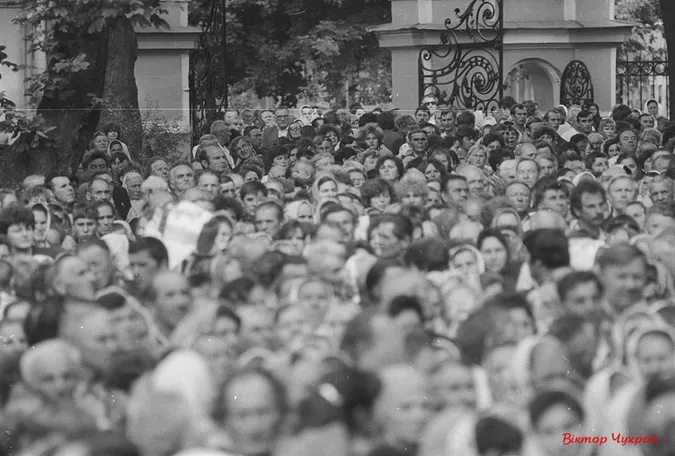 Як у Луцьку відзначали тисячоліття хрещення Русі: архівні фото