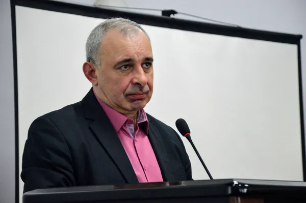 Екс-мер Волновахи, хоч і намагався, не зміг втихомирити політичні пристрасті у Луцькраді