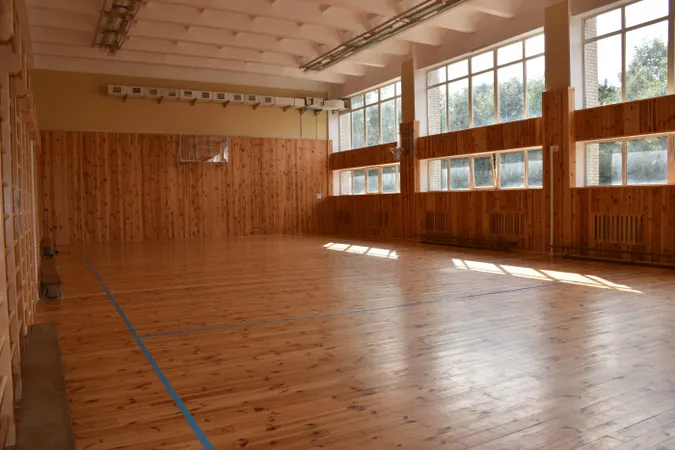 У луцькій школі капітально відремонтували спортзал