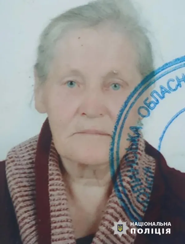 Пішла з дому серед ночі: на Волині розшукують бабусю (фото)