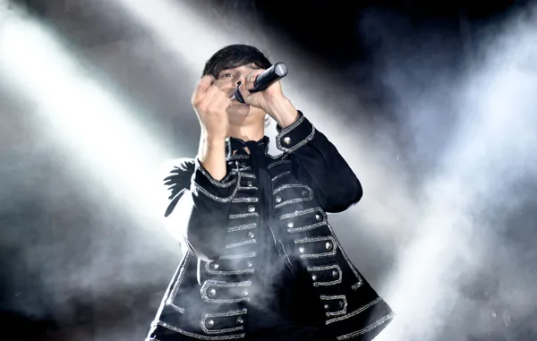...завершив святковий концерт Alekseev