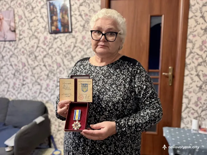 На Волині матері полеглого Героя вручили його орден «За мужність» (фото)