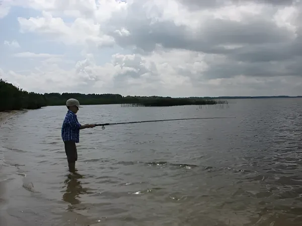 Чим зайнятись на Шацьких озерах: розваги, їжа, цікавинки (фото)