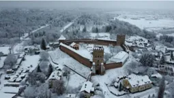 Крутезні фото засніженого Луцька з висоти