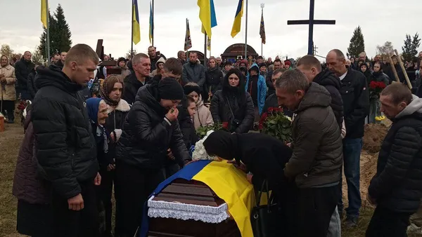 Від січня вважався зниклим: на Волині попрощалися з воїном Іваном Воронюком (фото)