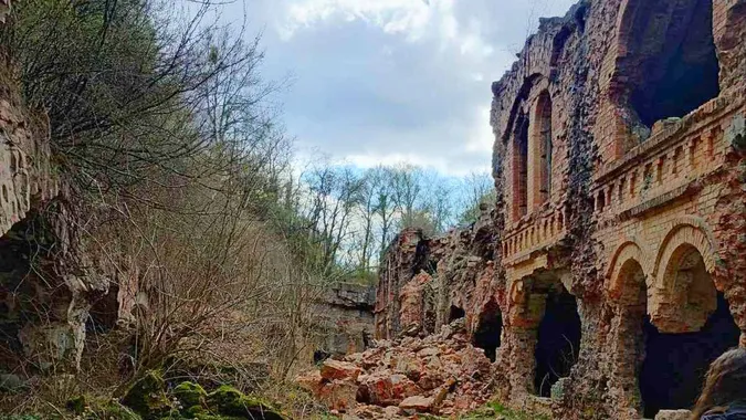 Обвалилася частина знаменитого Тараканівського форту: пам’ятка у критичному стані