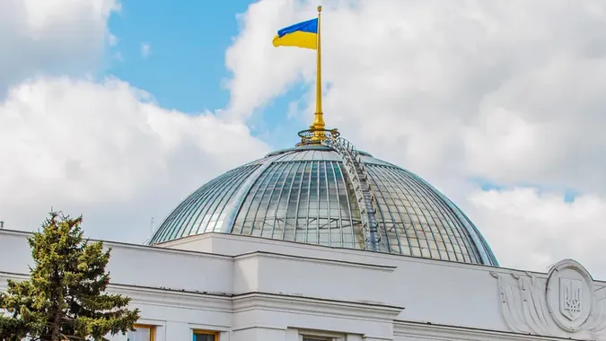 В Україні військовий збір після війни можуть замінити податком на відбудову
