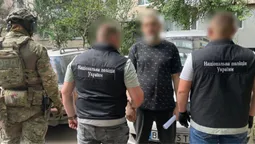 Волинські правоохоронці затримали одесита, якого підозрюють у продажу зброї через інтернет (фото, відео)