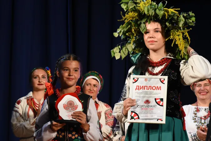 У Луцьку відзначили переможців пісенного конкурсу «З родинного джерела – 2021»