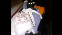 Нічна пожежа в Луцьку: з будинку евакуювали майже пів сотні людей (відео)