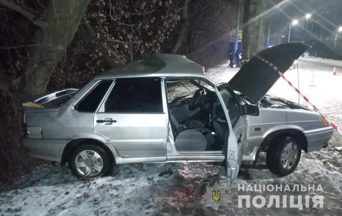Не пристібнувся паском безпеки: подробиці смертельної ДТП у Луцьку (фото, відео)