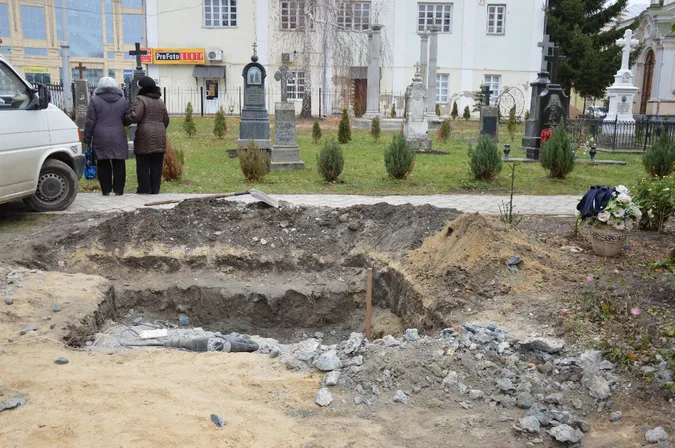 У Луцьку «попівський» шабаш, – депутат Волиньради (фото)