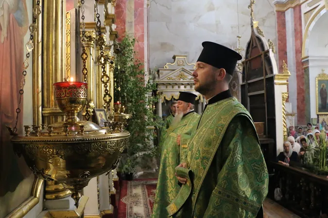Яким було престольне свято у луцькому соборі Святої Трійці (фото)