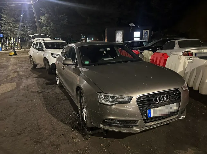 Розшукував Інтерпол: викрадене в Німеччині авто виявили на пункті пропуску «Устилуг»