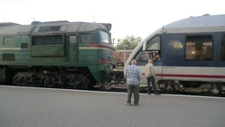 Рейковий автобус зі Львова до Луцька тягнув локомотив (фото) 