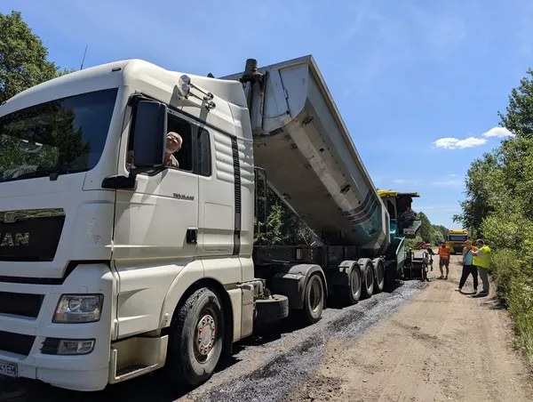 На Волині оновлюють автошлях до пункту пропуску «Доманове» (фото)
