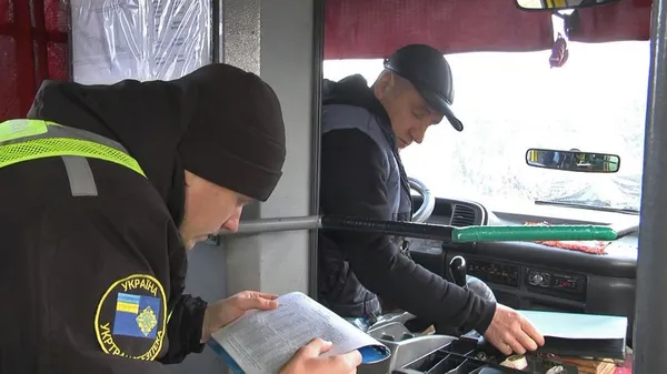 У Луцьку перевіряли, де зупиняються міжміські та приміські автобуси (відео)