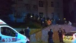 Чоловік погрожував себе спалити біля Луцькради (фото) 