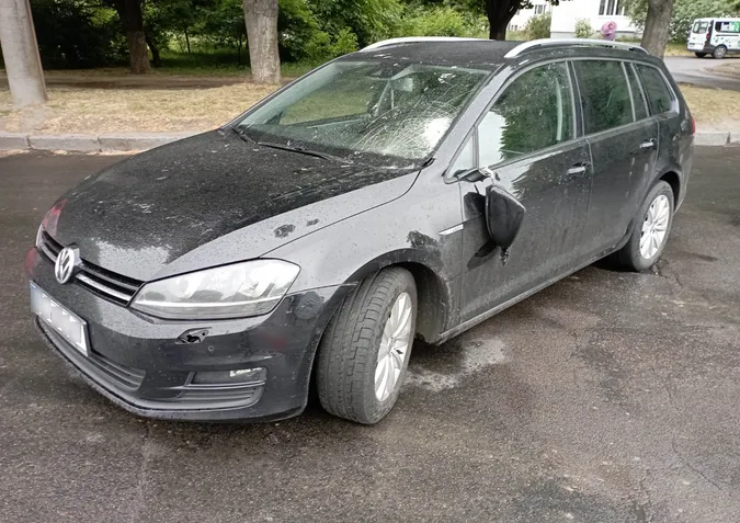 На Відродження в Луцьку збили дівчину: деталі (фото)