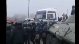 Нацгвардія, дим, техніка: ситуація у Нових Санжарах загострюється (відео)