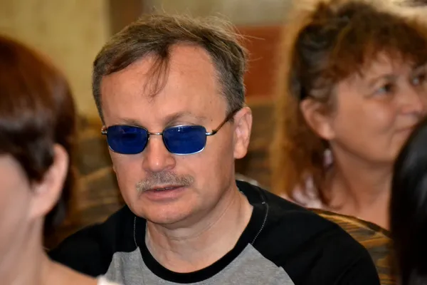 У Луцьку презентували книгу рецептів для незрячих від відомої телеведучої (фото)