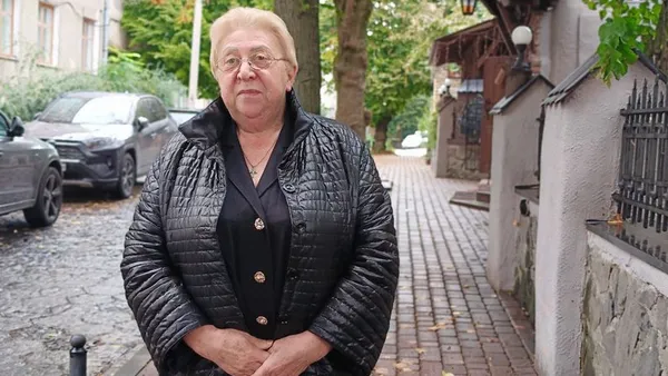 Сезон почався на місяць пізніше: на Шаччині збирають перші грибні врожаї (фото, відео)