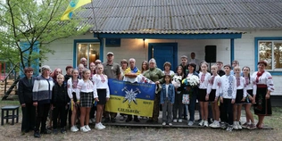 Нарешті додому: у Ківерцівській громаді зустріли звільненого Героя Миколу Касюрака (фото)