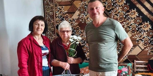 П'ятеро онуків і троє правнуків: жителька Горохова відсвяткувала 90-річчя