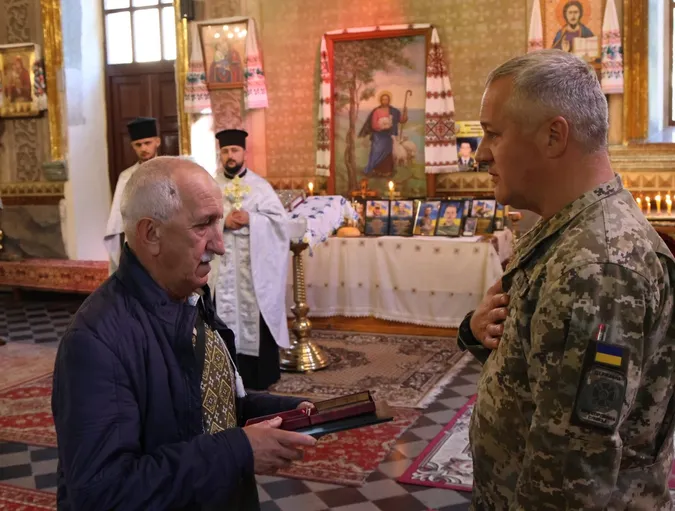 На Волині родинам полеглих прикордонників вручили державні нагороди (фото)