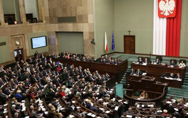 Сейм Польщі ухвалив закон про заборону «бандерівської ідеології»