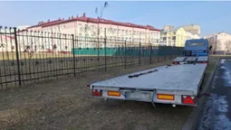 У Луцьку водіїв, які нищать газони, покарали муніципали (фото)